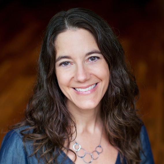 Dr. Amy Schulting headshot