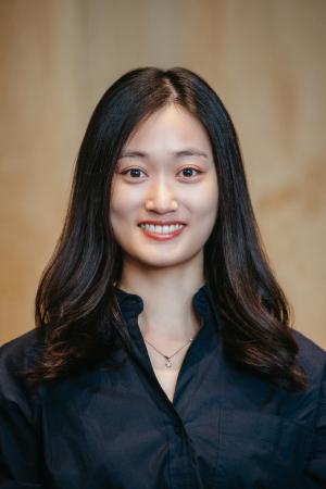 Dr. Nana Kim headshot