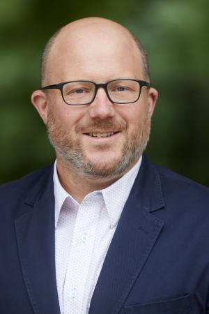 Dr. Jason Wolff headshot